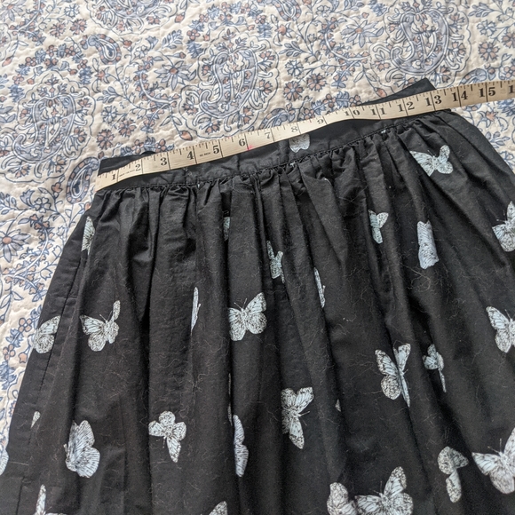 A line skirt - Picture 4 of 6